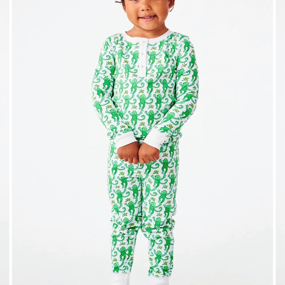 Roller Rabbit kids cozy monkey pajamas Emerald green size 10